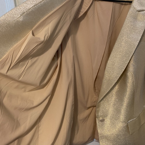 Fashion To Figure Metallic Gold Blazer - Picture 8 of 9
